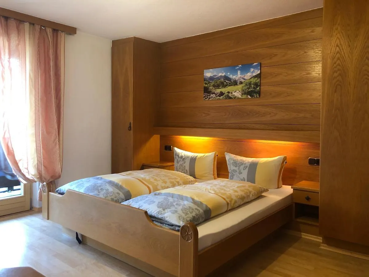 מלון רייט אים וינקל Gaestehaus Am Kurparkweg